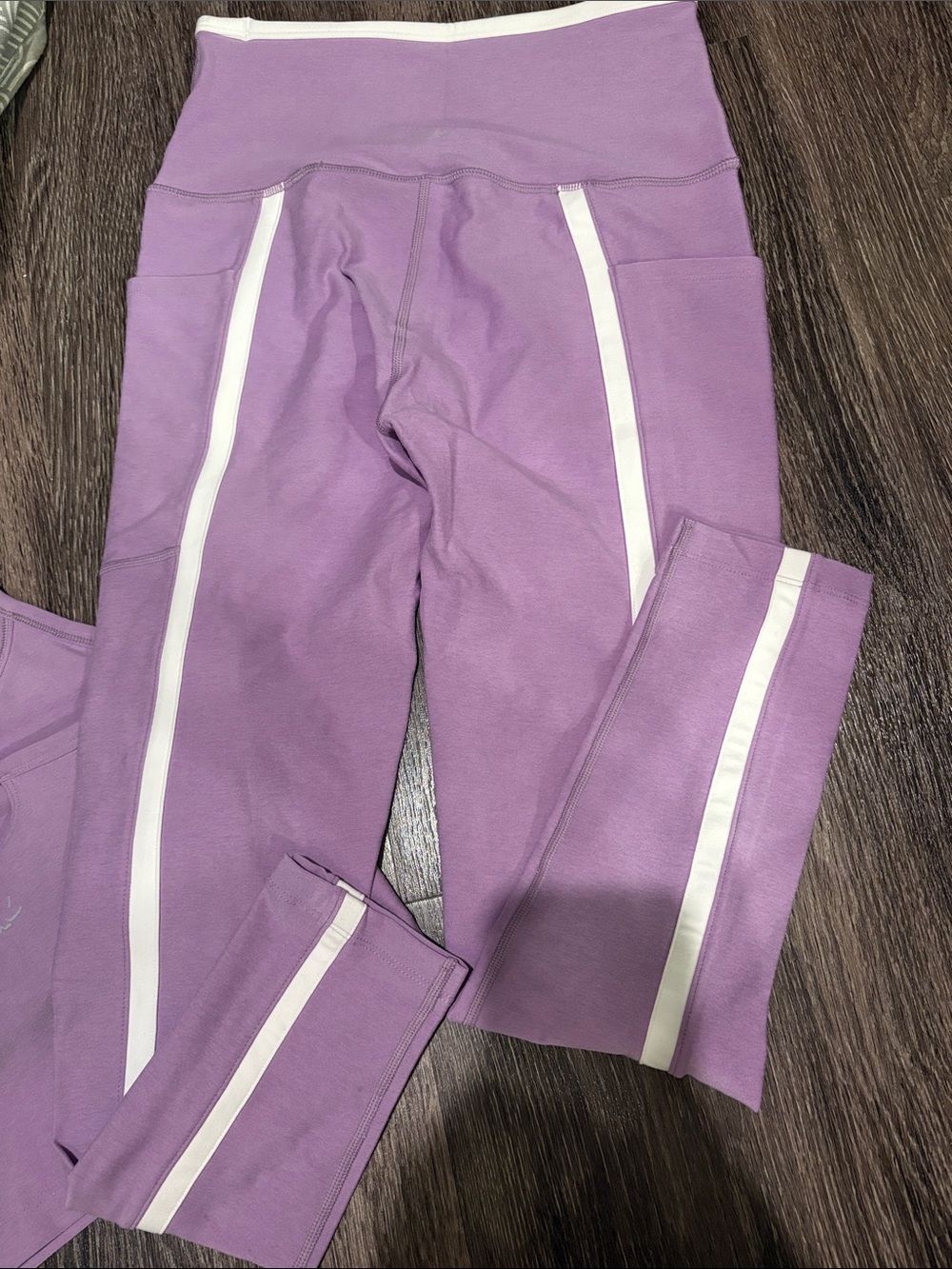Beyond Yoga Lilac Petal Heather Matching Set - Picture 5 of 7
